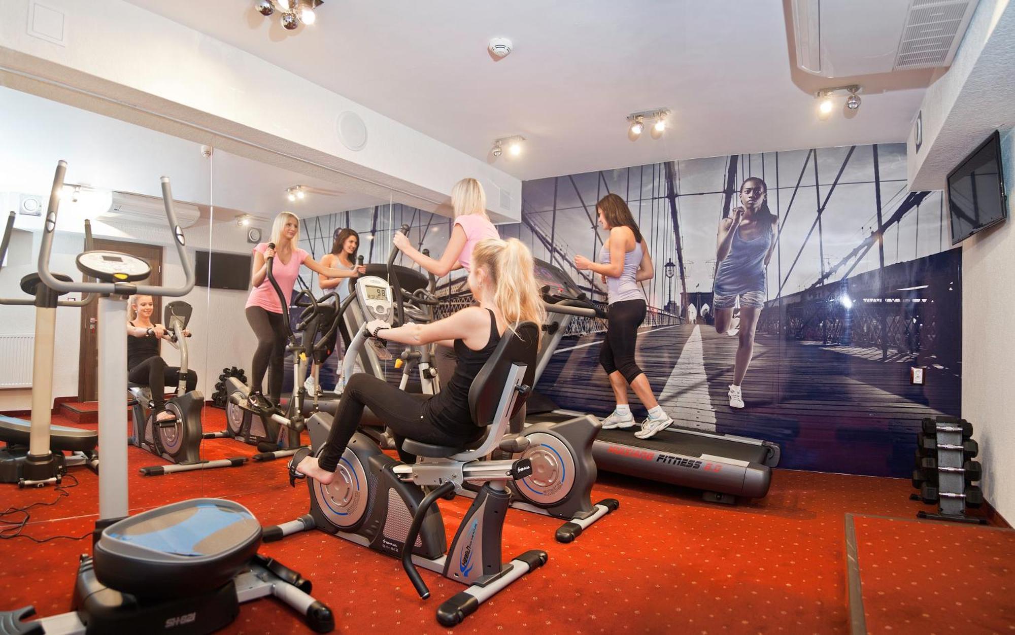 M Hotel Sosnowiec Dış mekan fotoğraf