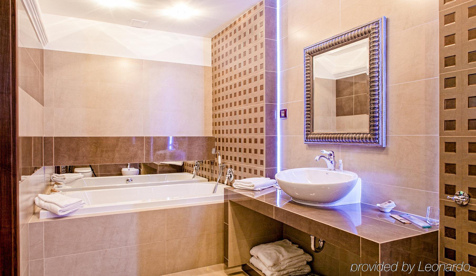 M Hotel Sosnowiec Dış mekan fotoğraf