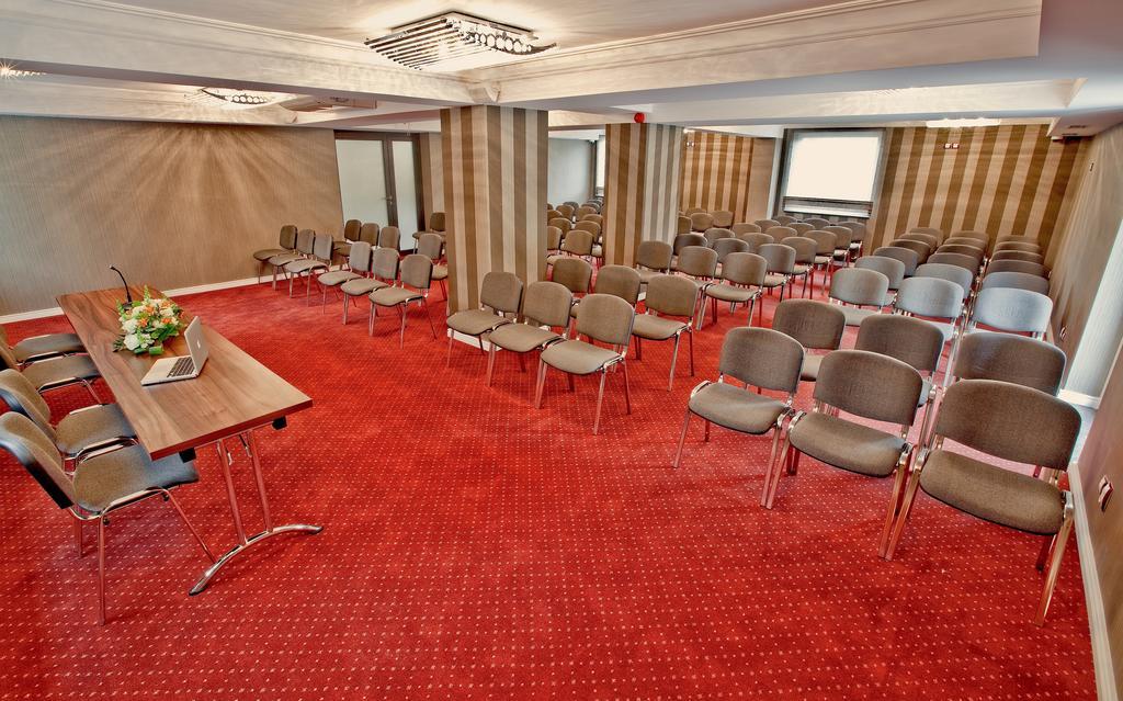 M Hotel Sosnowiec Dış mekan fotoğraf