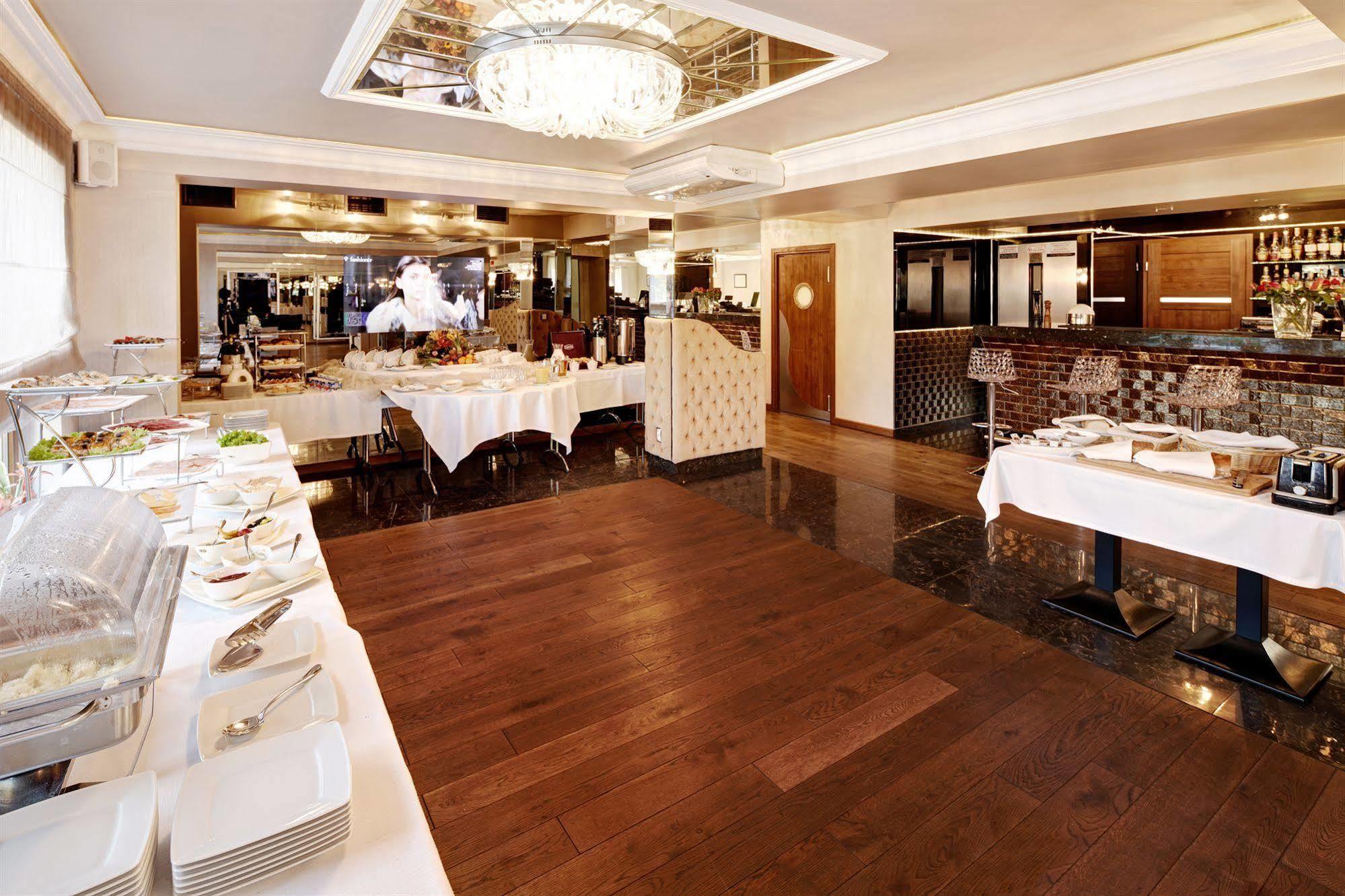 M Hotel Sosnowiec Dış mekan fotoğraf